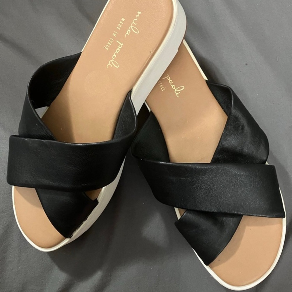 Mila Paoli Black and White Sandals with Criss-Cross Straps - Picture 1 of 5